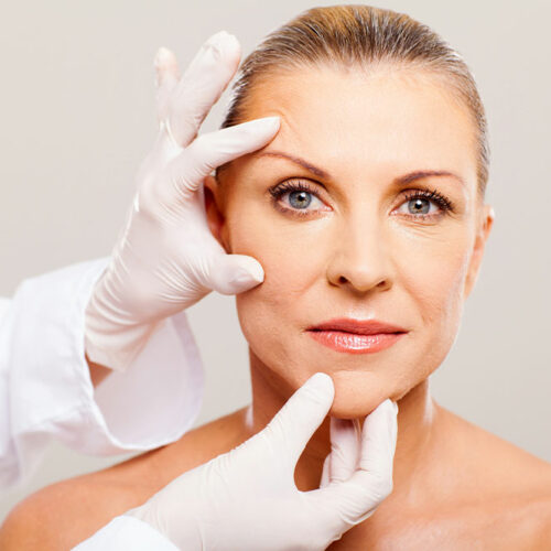 Aging – Its types, warning signs, symptoms, and risk factors