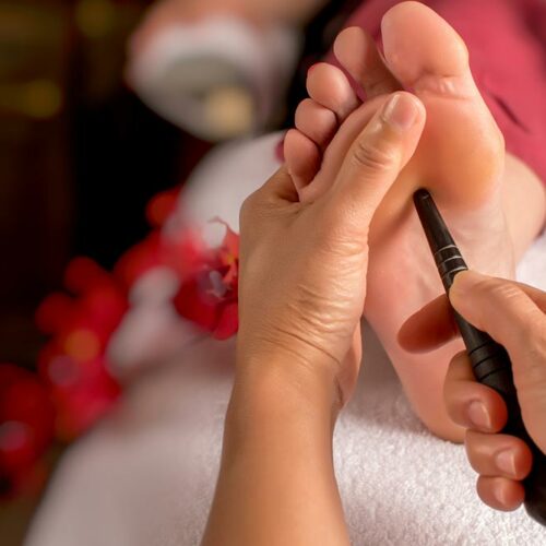 4 surprising health benefits of a foot massage